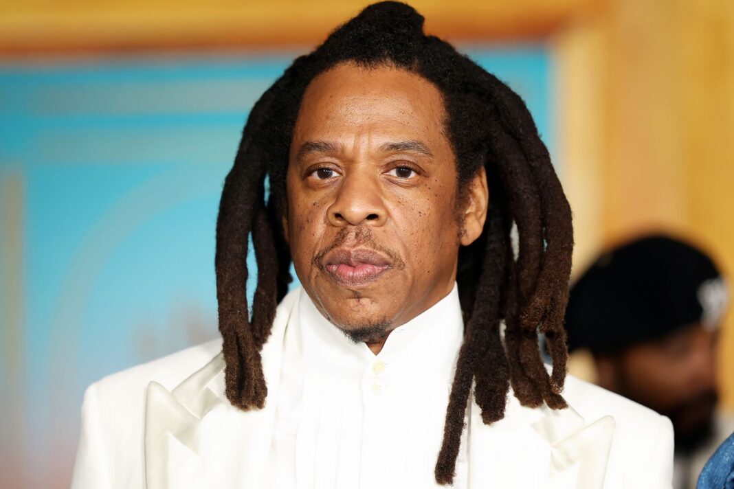 JAY-Z ще оглави шоуто на полувремето на Super Bowl през 2027 г. JAY-Z ще оглави шоуто на полувремето на Super Bowl през 2027 г.